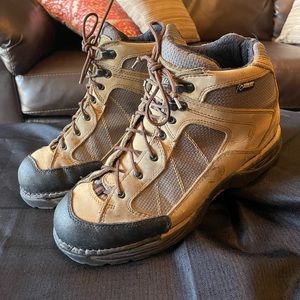 Danner Radical 12D Tan